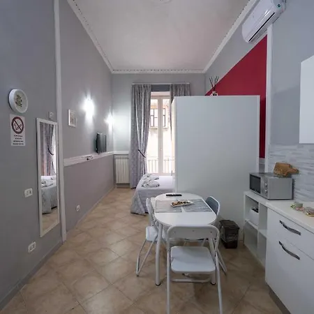 Апартаменты Cattedrale Duomo 77 By Dimorra Неаполь